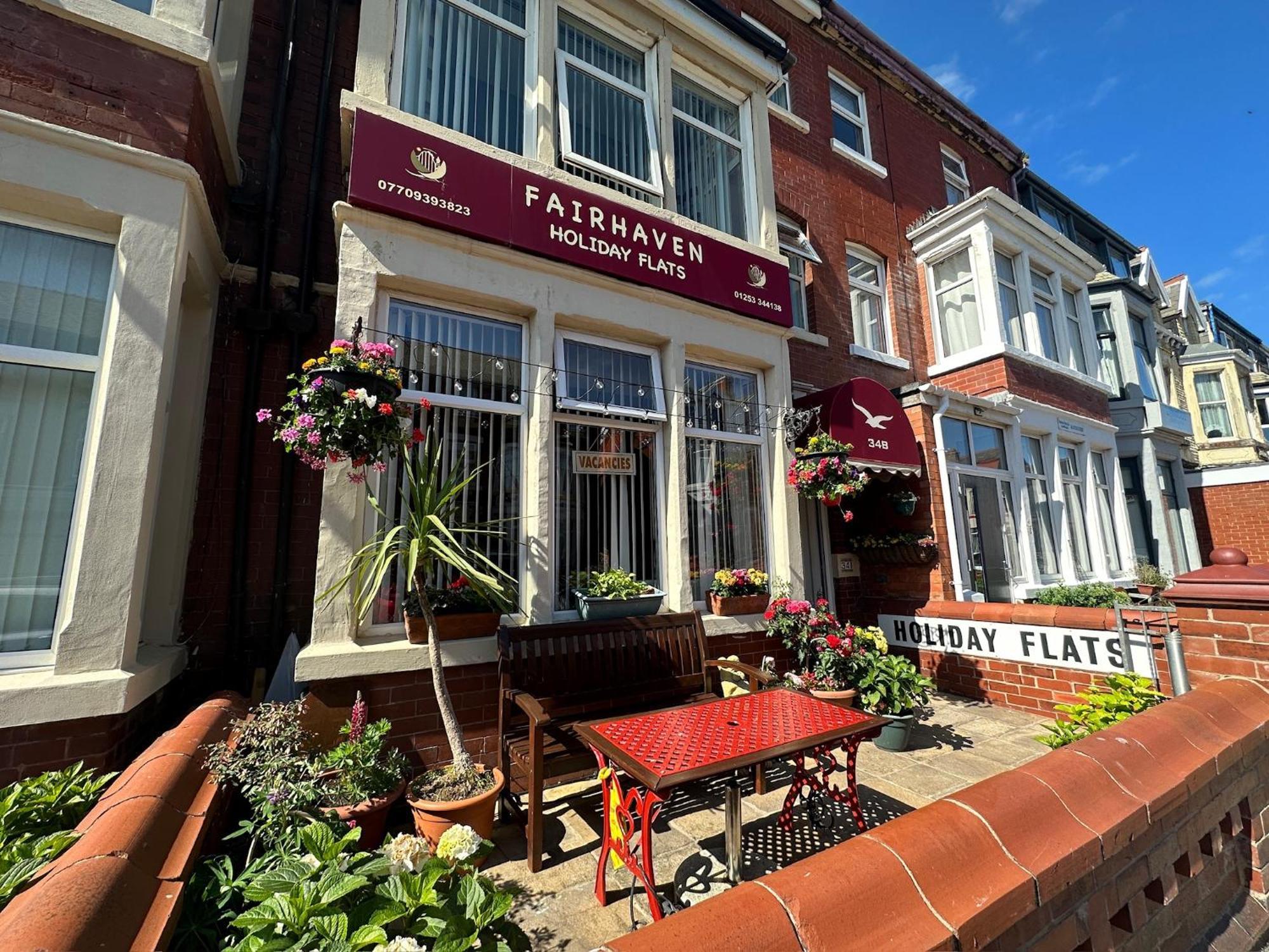 Fairhaven Holiday Flats ブラックプール エクステリア 写真