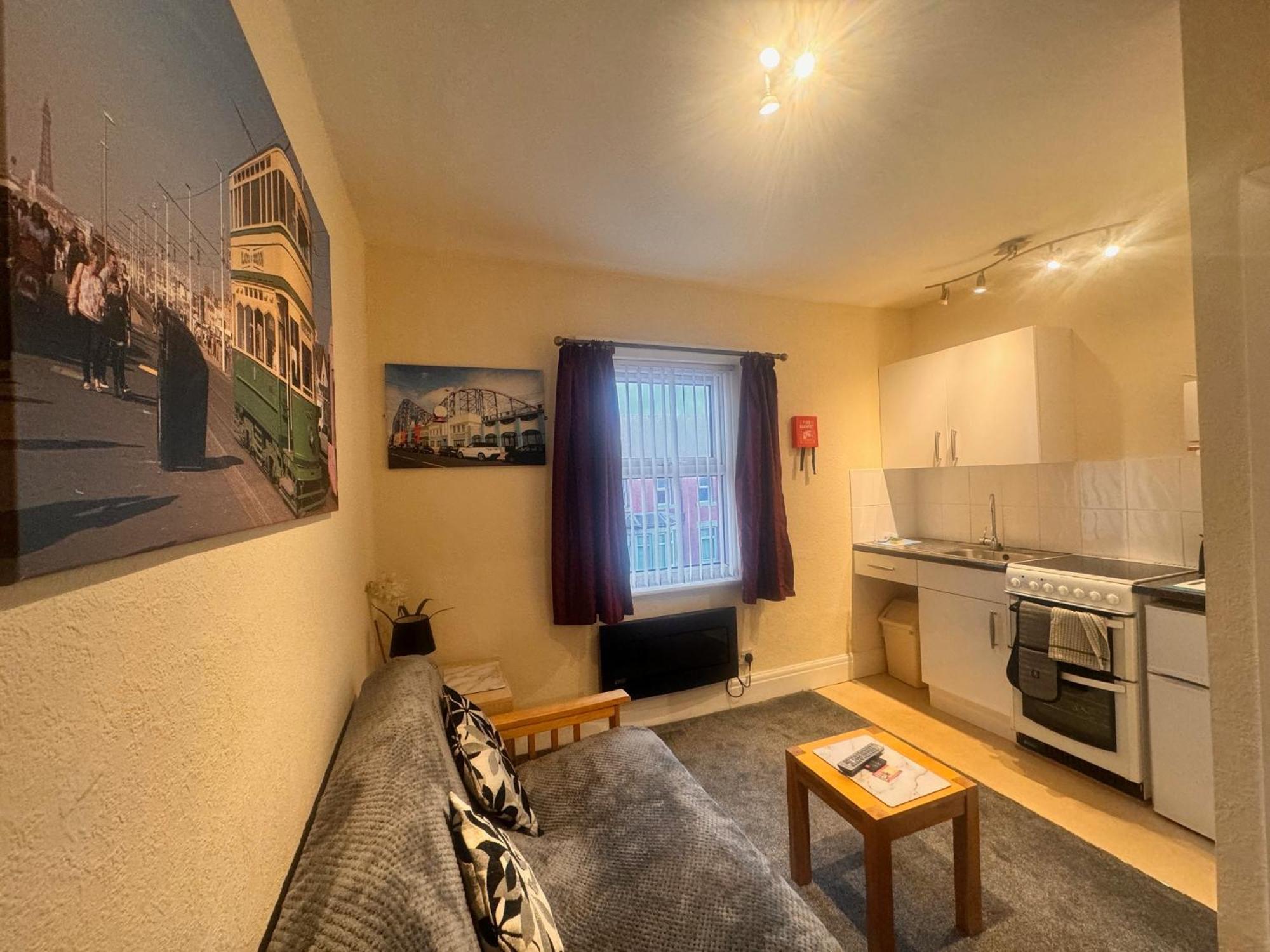 Fairhaven Holiday Flats ブラックプール エクステリア 写真